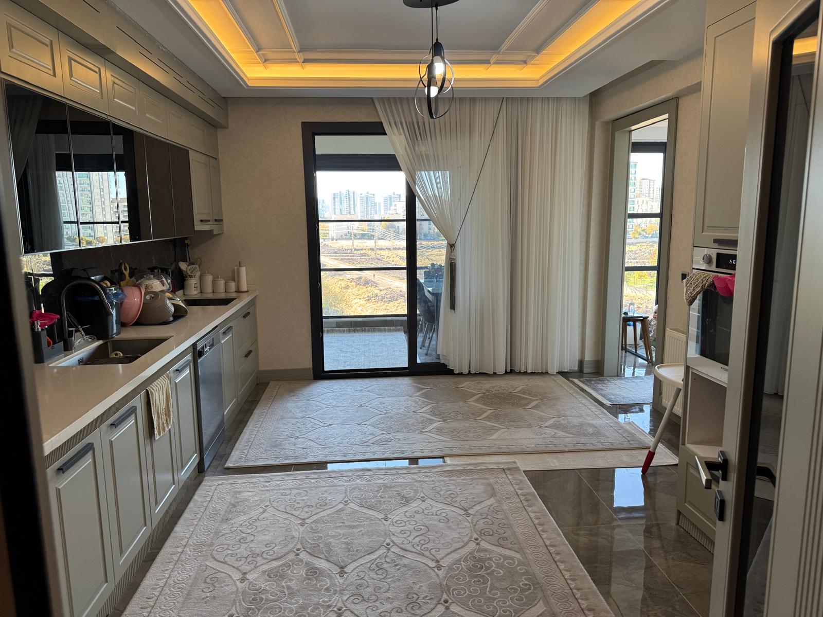 KAYA EMLAKTAN WİNSTOWN AVM ARKASI SİPAN ZİLANDA 3+1 LÜKS DAİRE